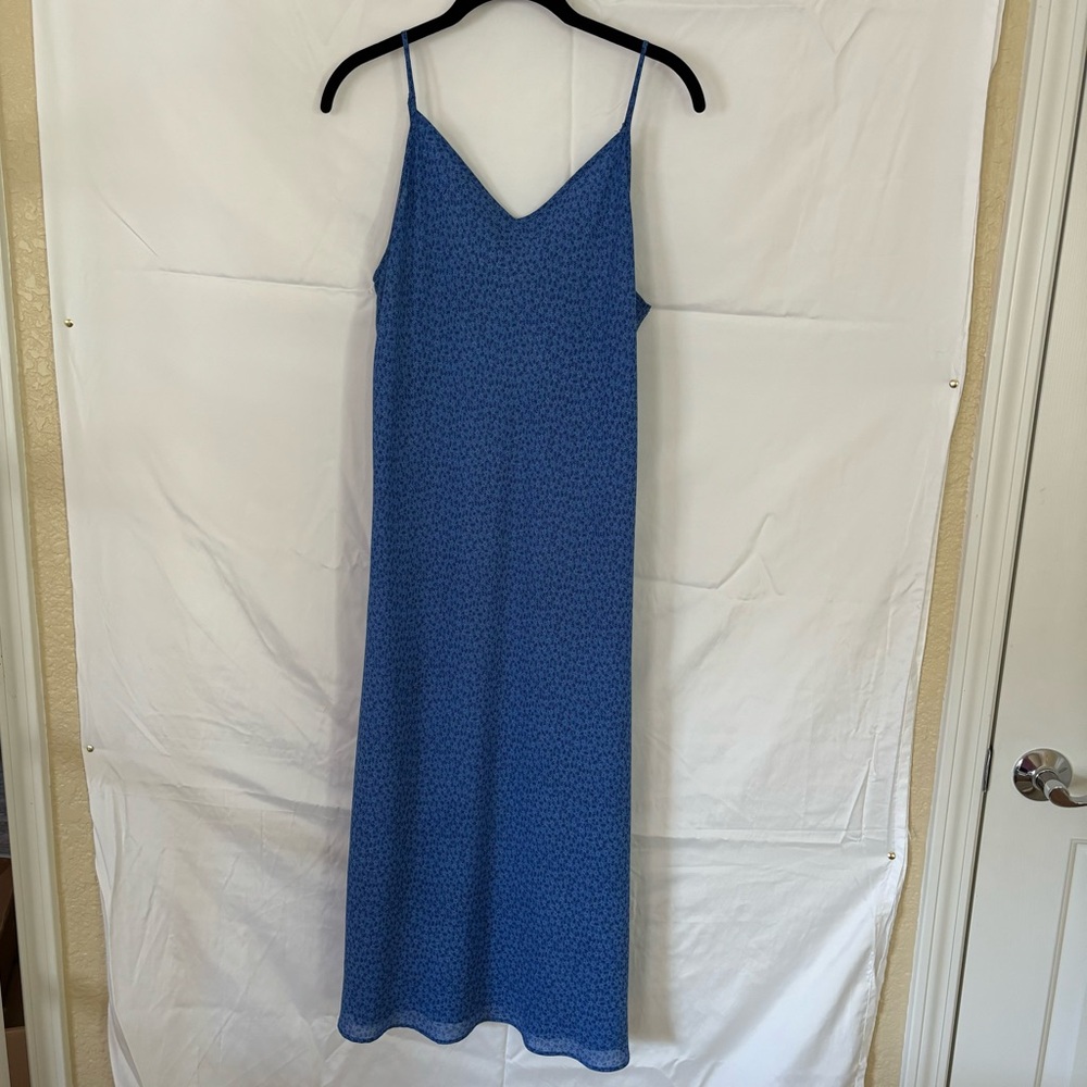 Express World Brand Vintage Floral Slip Dress Size 13/14 Blue